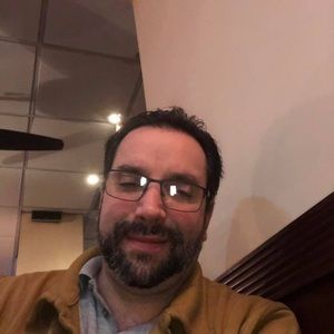 Meet your Posher, Johnathan